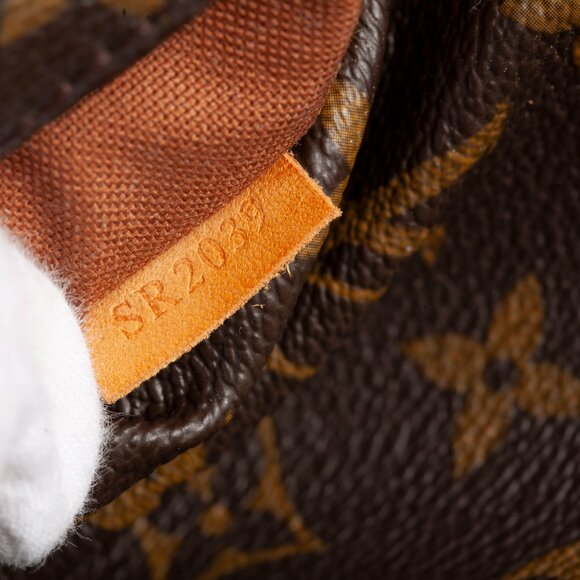 Authentic LOUIS VUITTON Monogram Canvas Totally MM Shoulder Bag - Picture 5 of 6